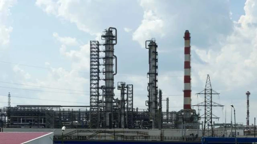 Рязанський нафтопереробний завод, який призупинив переробку нафти внаслідок атаки безпілотників.