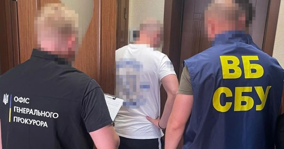 Вилучені кошти та документи під час обшуків у справі про «відкати» в Хмельницькій ОВА