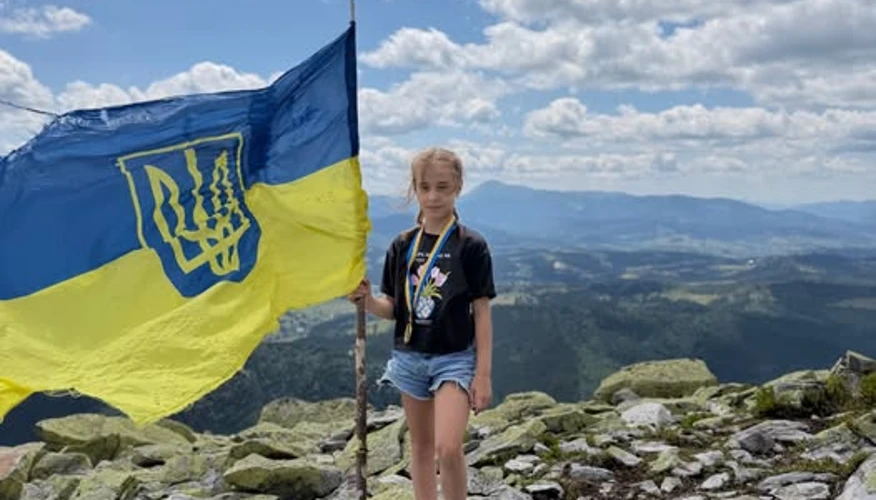 Фотографії зі сходжень Евеліни Саркісян на вершини Карпат (фото: Вєтрова Лана, Фейсбук)